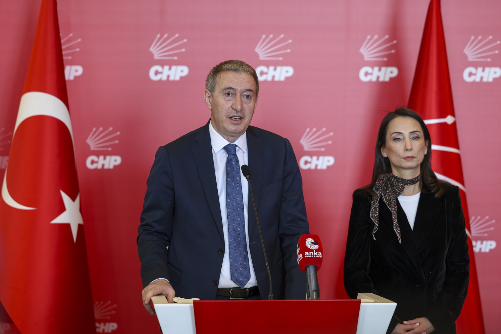 DEM Parti'den CHP'ye Ziyaret ve Suriye Çağrısı: 'İnsani Koridorlar Açılsın, Türkiye Yapıcı Rol Üstlensin'