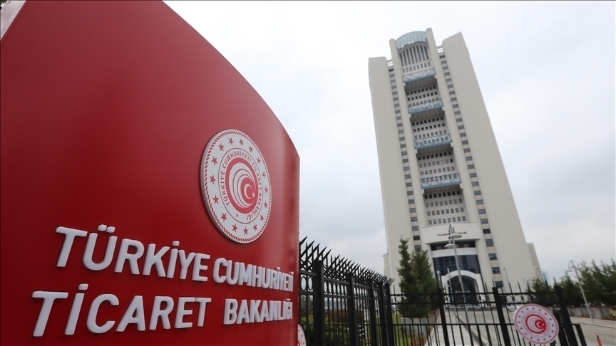 Restoranlarda Servis Ücreti Dönemi Sona Erdi: Ticaret Bakanlığı'ndan Köklü Değişiklik