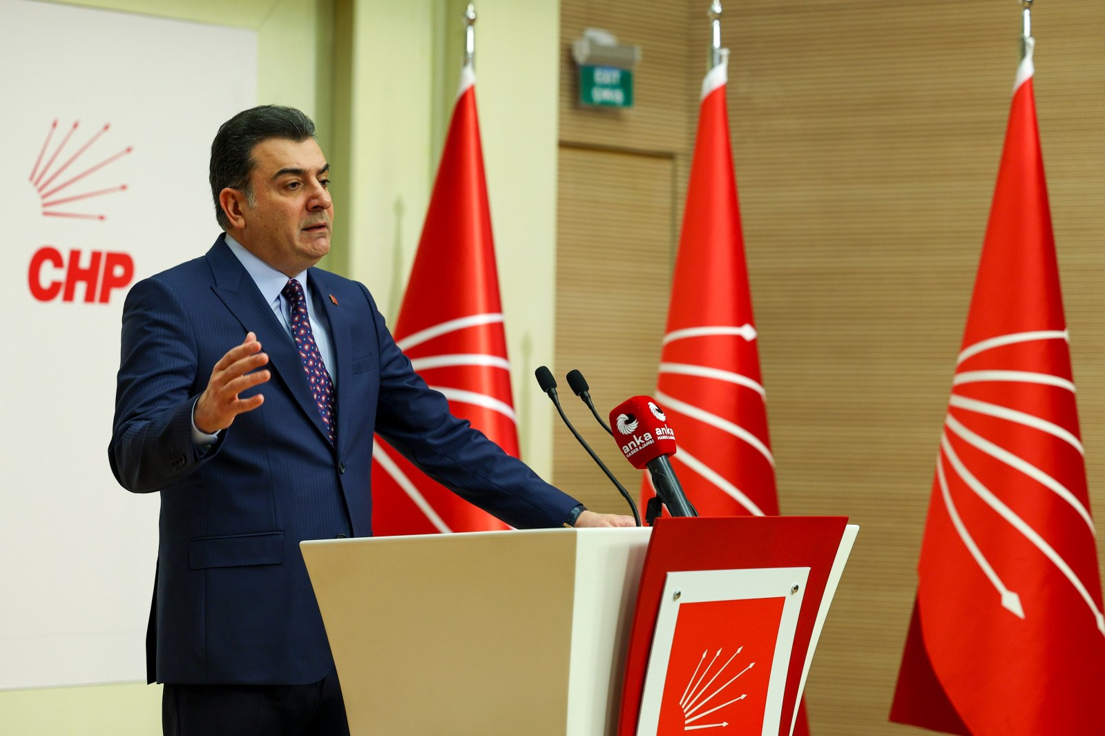 CHP Sözcüsü Zeynel Emre'den İktidara Sert Tepki: 'Yargı, İktidar Partisinin Uzantısı Haline Geldi'