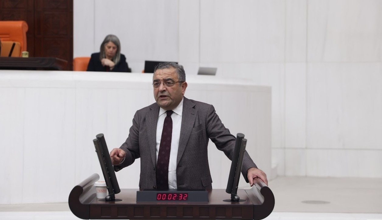 CHP'li Tanrıkulu, Irak'a Sevk Edilen IŞİD Mensubu Türk Vatandaşlarını ve Ankara Katliamı Firarilerini Meclis Gündemine Taşıdı
