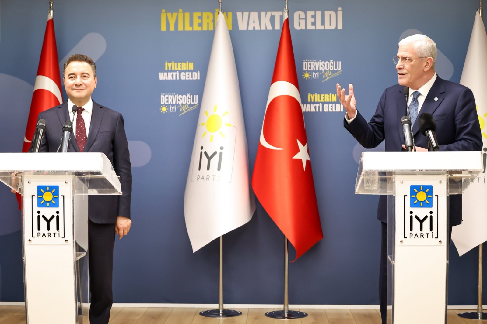 Dervişoğlu ve Babacan'dan 'Parlamenter Sistem' Vurgusu: 'Aramızda Siyasi Pazarlık Olmaz'