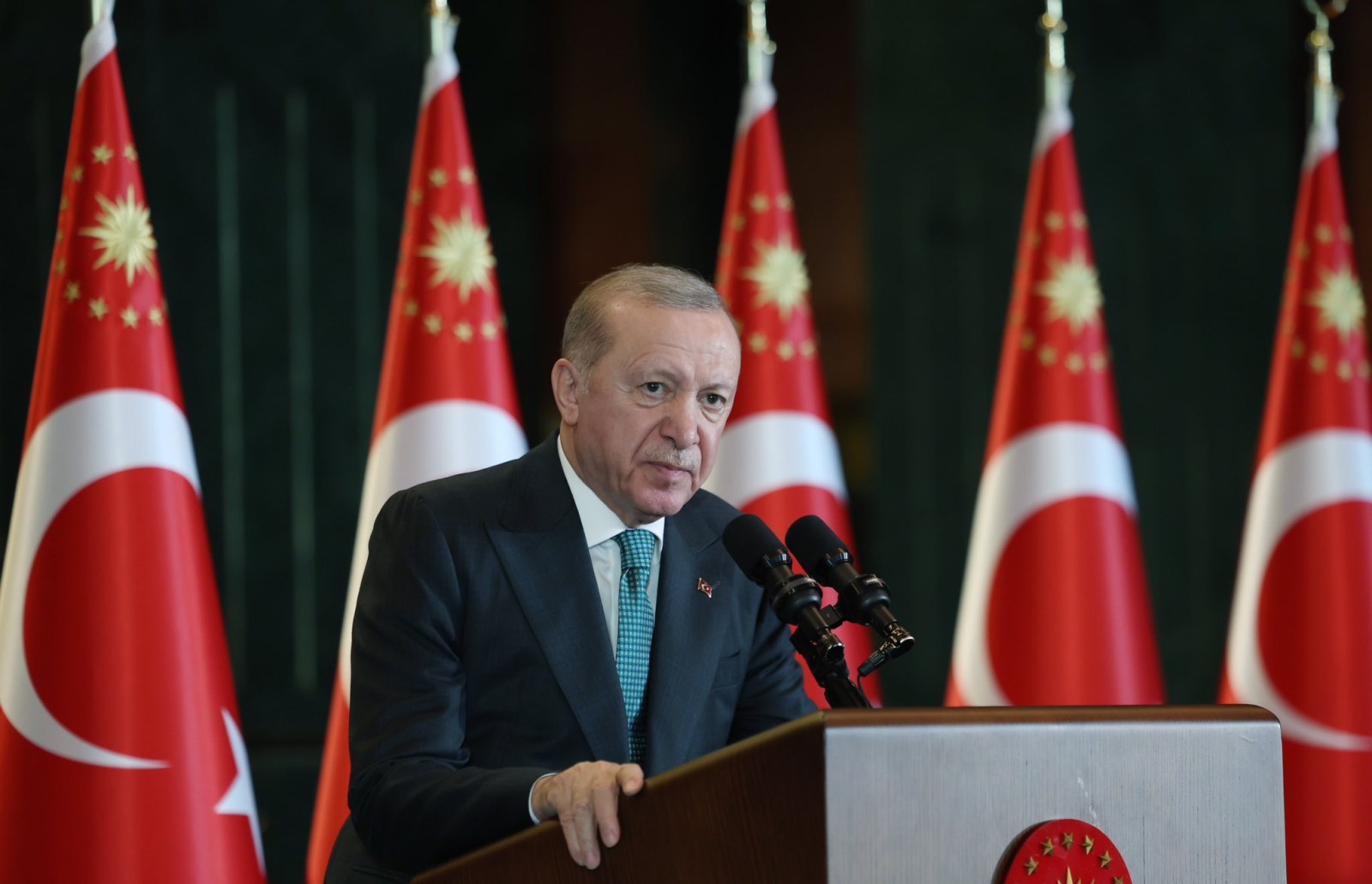Cumhurbaşkanı Erdoğan Valilerle Bir Araya Geldi: 'Terörsüz Bir Gelecek İçin Tüm Kurumlar Seferber Olacak'